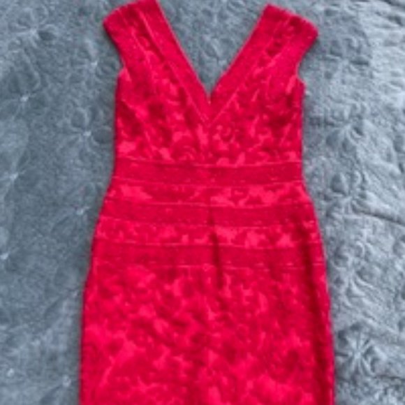 Tadashi Shoji Red Embroidered Cocktail Dress, V-neck, Bodycon, Holiday - Picture 8 of 11